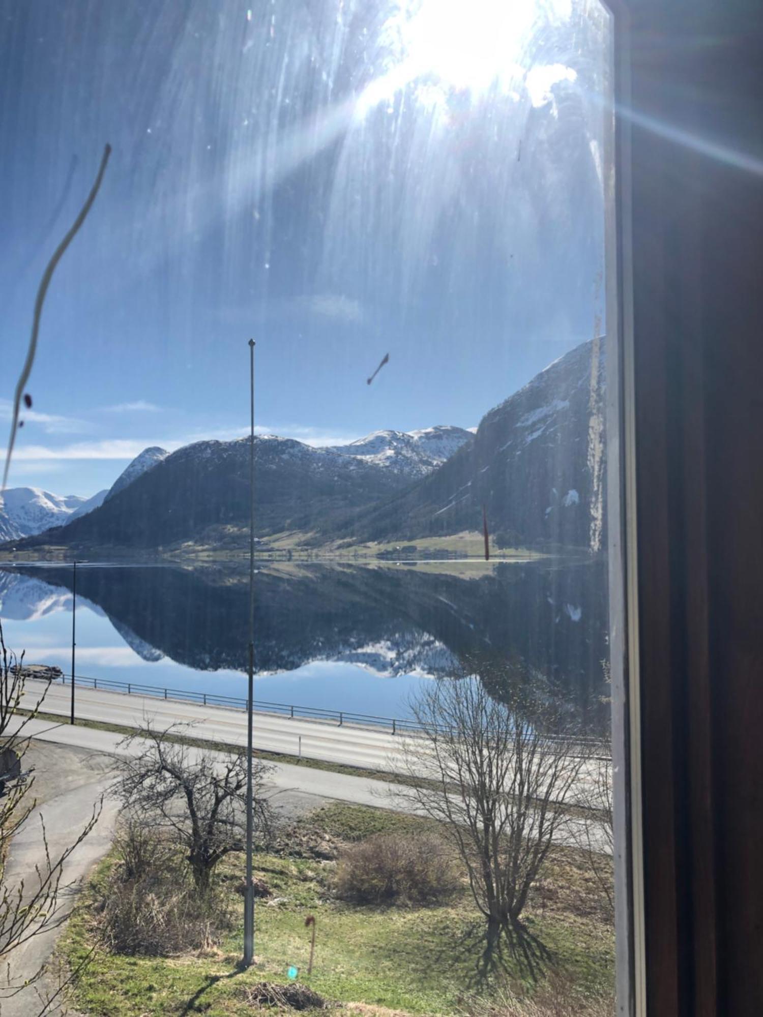 Jolster Lake View Årdal Buitenkant foto