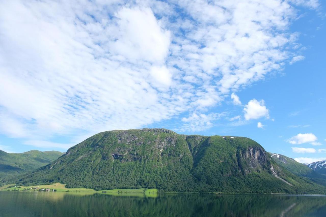 Jolster Lake View Årdal Buitenkant foto